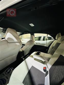 تۆیۆتا کرۆلا هاچباک